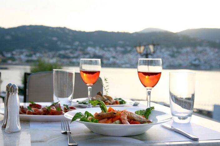skopelos_lunch