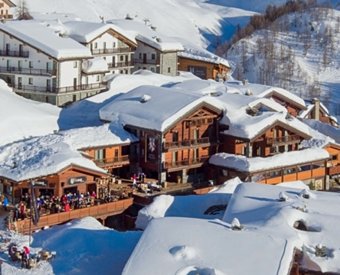 Skidåkning och afterski i Cervinia och Zermatt, i skuggan av Matterhorn.